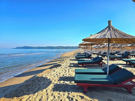 Beach. Perla Resort