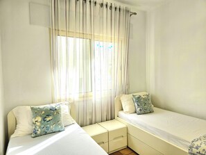 Iron/ironing board, free WiFi - Perla Resort (Ishëm)