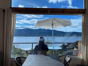 Outdoor dining - Cabaña vista al lago y Naturaleza Centro (Guatavita)