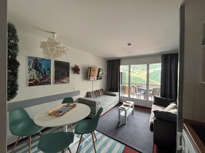 Living area - Isola 2000 New (Isola)