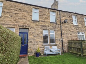 Cottage | Exterior - 23 Northumbria Terrace (Morpeth)