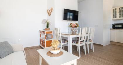 Maison dâhĂŽtes « Sol » avec jardin privĂ©, Wi-Fi et climatisation