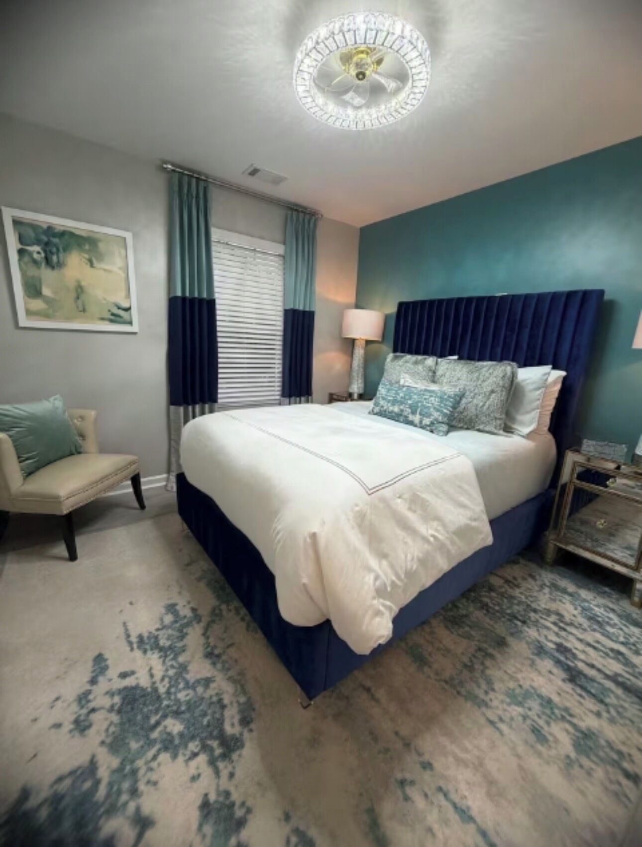 3 chambres, fer et planche à repasser, accès au Wi-Fi (inclus)