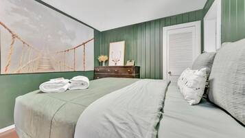 1 bedroom, WiFi, bed sheets