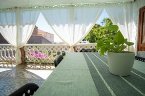 Full-size fridge, microwave, oven, stovetop - Casa Scano (Morgongiori)