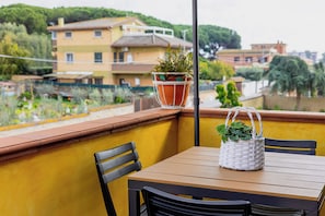 Balcony - Lemon House (Rome)