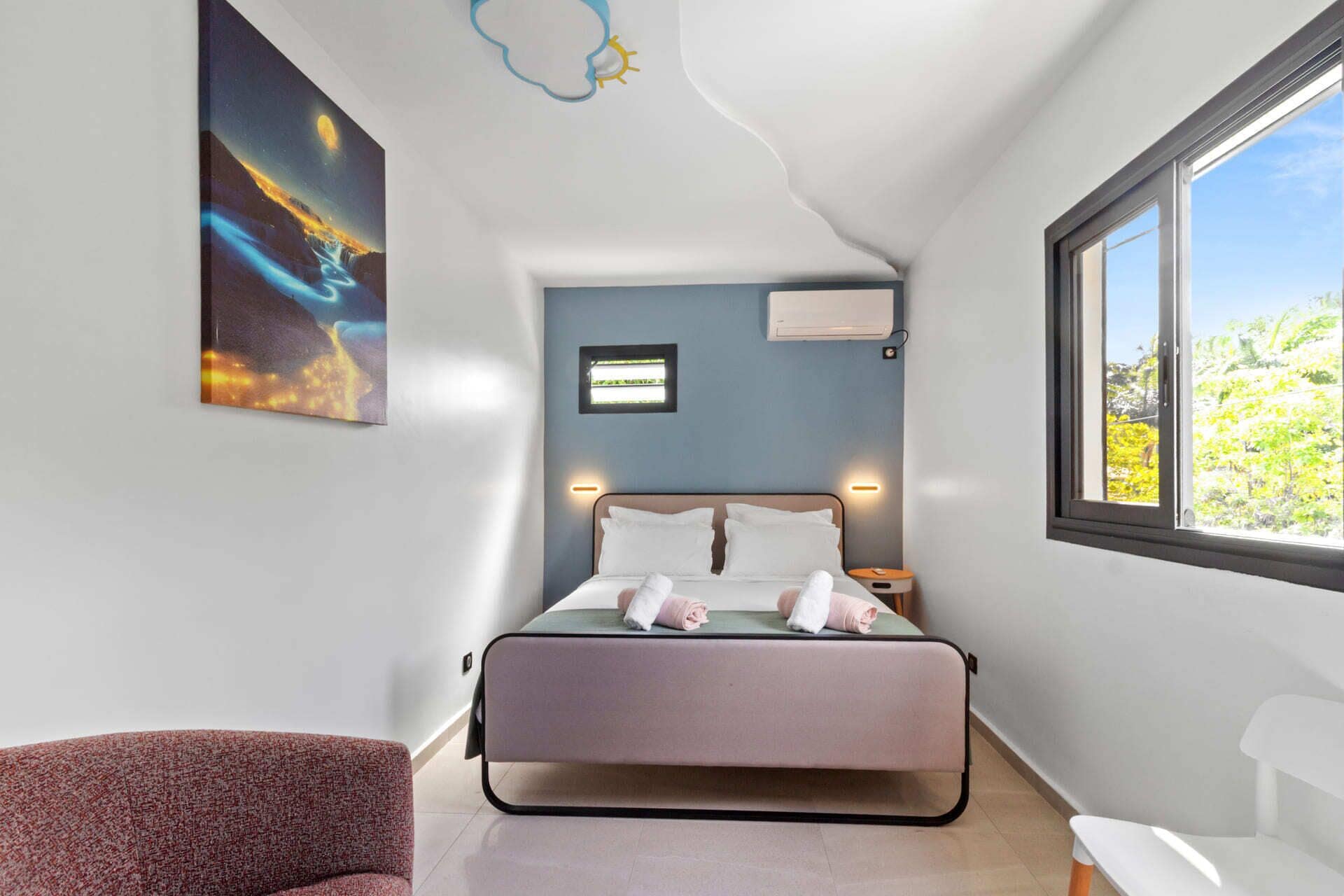 2 habitaciones, tabla de planchar con plancha y wifi gratis 