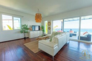 Living area - Oceanfront Penthouse, Sosua Playa Laguna (Sosua)