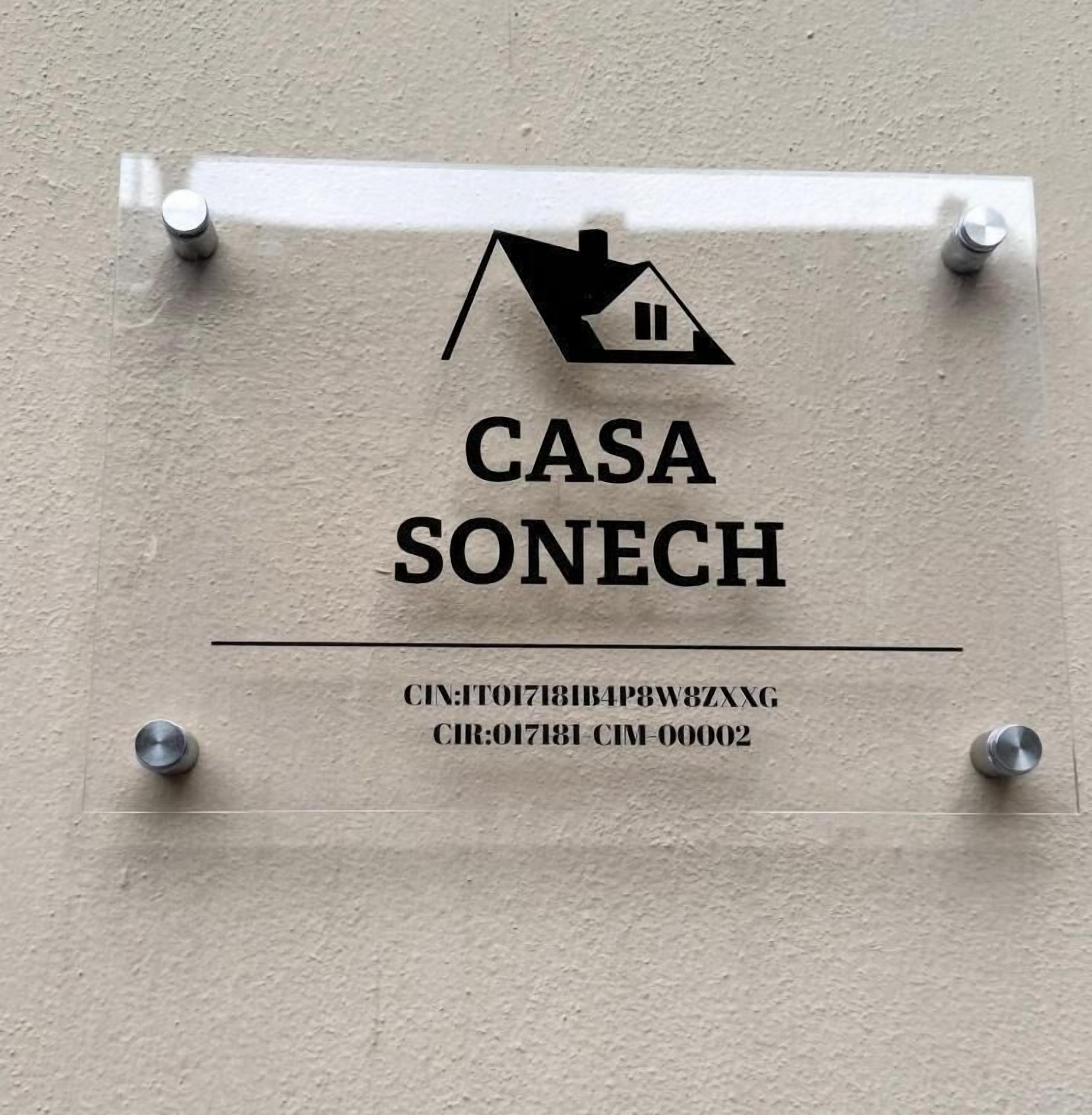 Fachada da propriedade