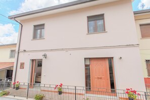 Front of property - Le Stelle (Frigento)