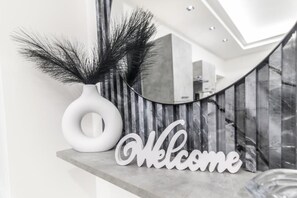 Interior entrance - Amour (Rosolini)