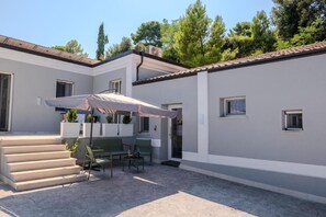 ทางเข้าที่พัก