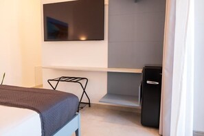 Free WiFi - Miramare Suites - Camera Azzurra (Vasto)