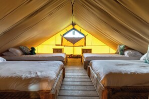 3 bedrooms, individually decorated, individually furnished, free WiFi - Kruger (Penrith)