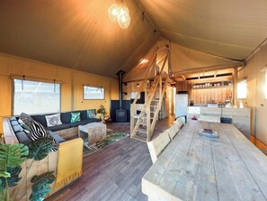 Interior - Kruger (Penrith)