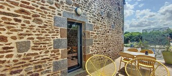 Gîte du Fresne, 30 min Mont Saint Michel, 15 min Fougères, 2/4 persons