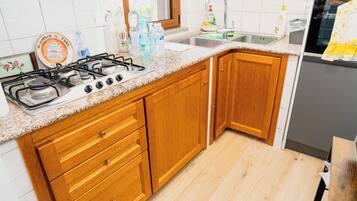 Kochgeschirr/Geschirr/Besteck