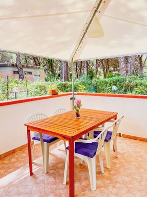 Terrace/patio - La Casina Di Giuliana (Principina a Mare)