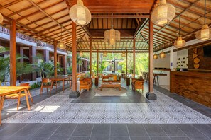 Lobby pihenő