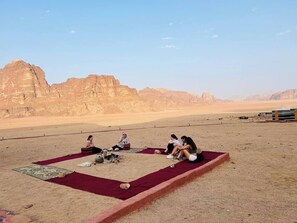 Miscellaneous - Wadi rum camp with climbing adventure (Wadi Rum Village)