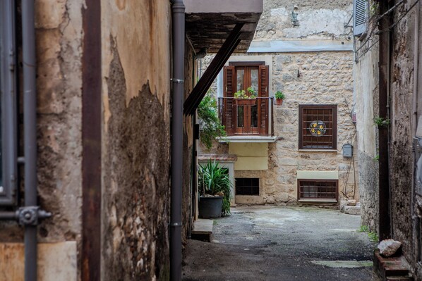 Front of property - Al Vicoletto (Sezze)