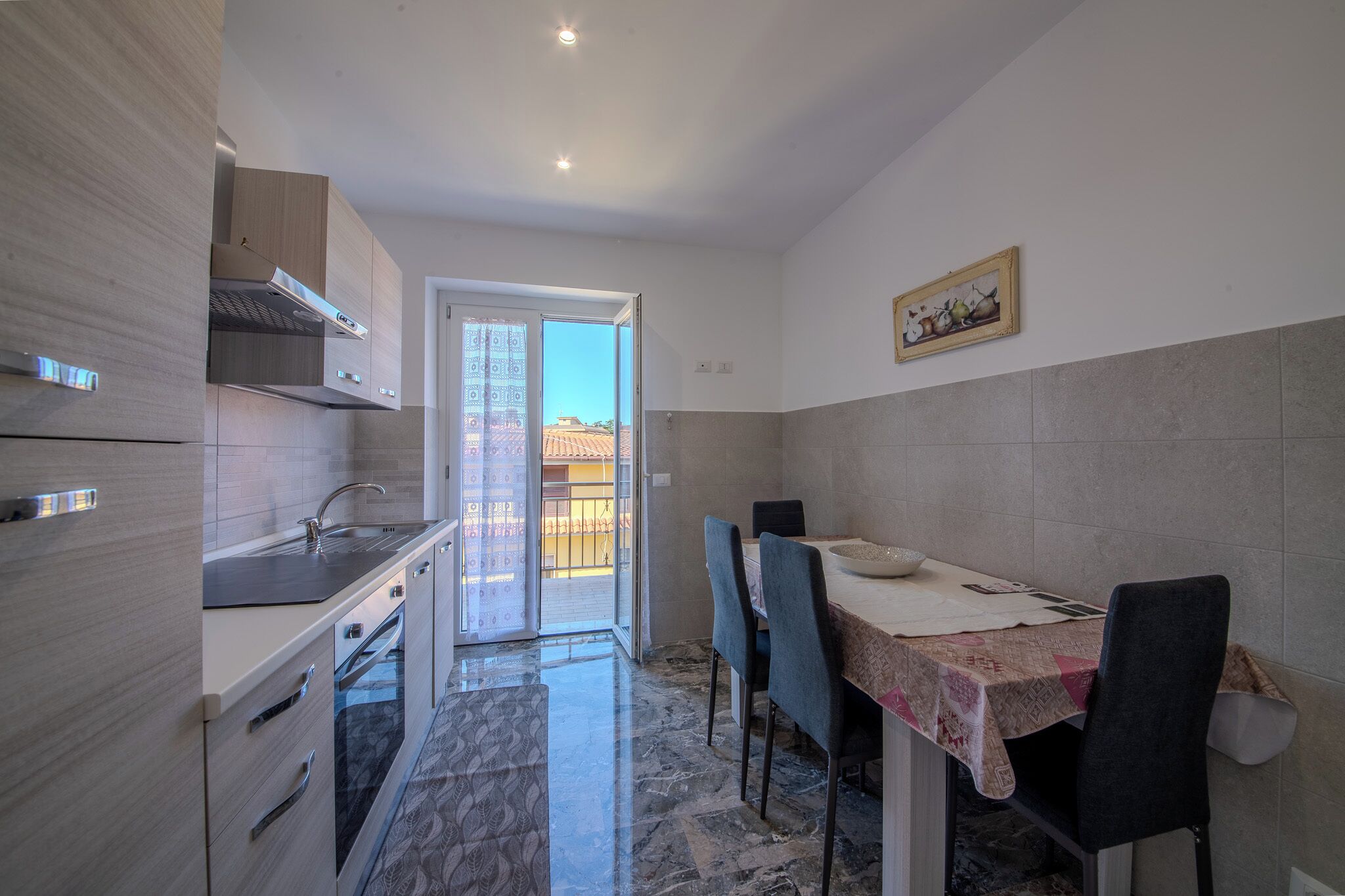 大冰箱、烤箱、炉灶、洗碗机