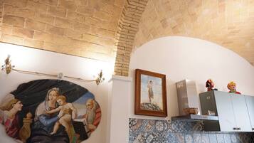 Deluxe-Apartment | Eigene Küche | Großer Kühlschrank, Mikrowelle, Ofen, Herdplatte