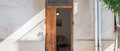 EntrĂ©e de lâhĂ©bergement