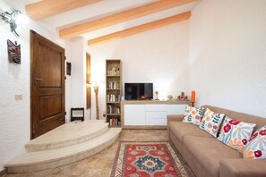 Living area - La Casa Dei Quadri (Gavorrano)