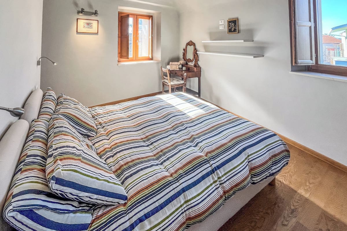 Deluxe Apartment | Free WiFi