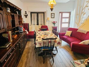 บริเวณนั่งเล่น