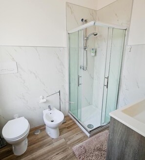 Deluxe Room | Bathroom | Towels - B&B Al 17 (Sturno)