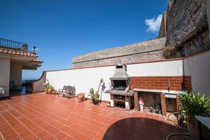 Deluxe Apartment | Terrace/patio - Il Rifugio Del Templare (Roccavaldina)