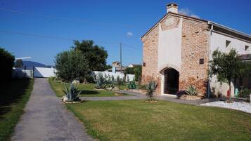 Bagian depan properti