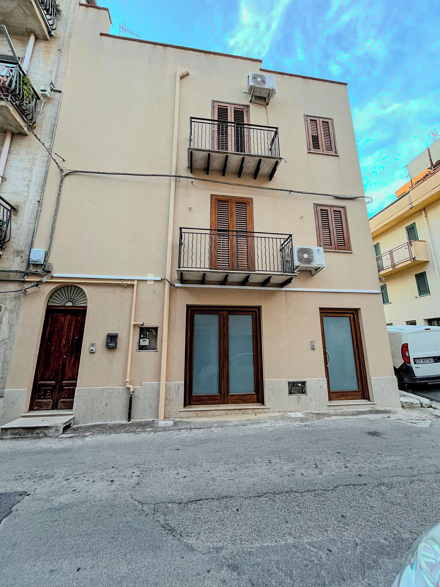 Facciata della struttura