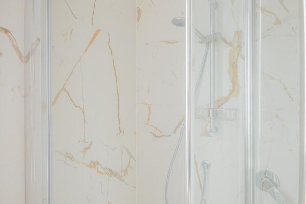 Comfort Apartment | Bathroom | Towels - Sk Barigau (Lanusei)