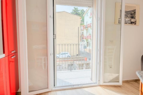 Interior detail - Sk Barigau (Lanusei)