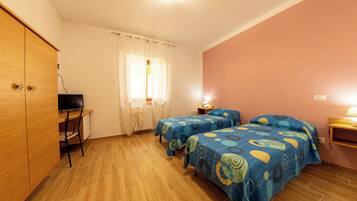 Deluxe Room | Free WiFi