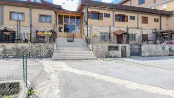 Bagian depan properti