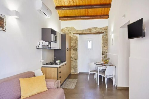 Casale Sammartano By L.A.Apartments