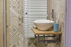 Deluxe Apartment | Bathroom | Towels - Casale Sammartano By L.A.Apartments (Ummari)