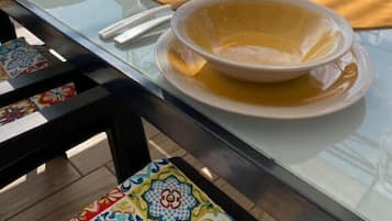 Perincian bahagian luar