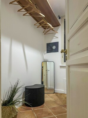 Comfort Apartment | Free WiFi - Domus Dea - Appartamento Afrodite (Mondello)