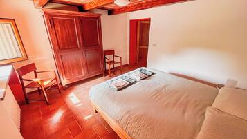 Comfort Condo | Free WiFi