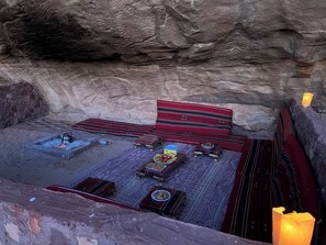 Miscellaneous - Sleep Under the Stars (Wadi Rum Village)