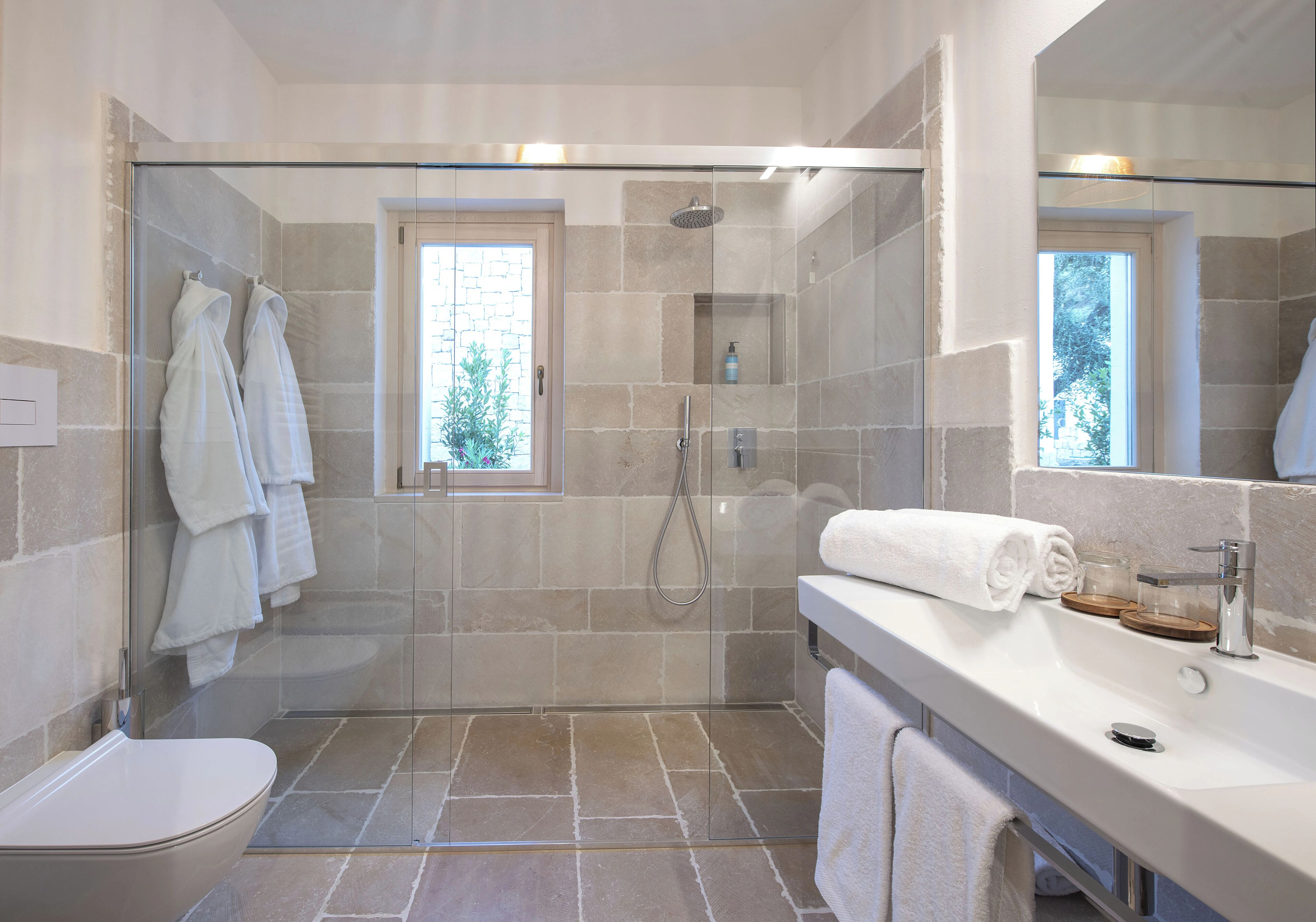 Elite Villa, 4 Bedrooms, Private Pool | Bathroom | Free toiletries, hair dryer, towels, soap