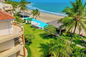 Pool - Beachfront Penthouse Ocean One Cabarete (Cabarete)