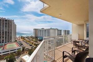 Terrace/patio - Ariel Dunes 901 Gulf view condo in Destin at Seascape Resort (Miramar Beach)
