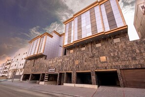 Imagen sin descripción, 3 de 21, botón