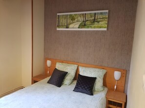 1 Schlafzimmer, WLAN, Bettwäsche